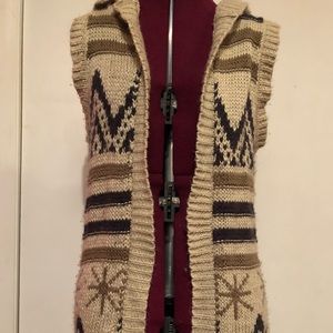 Cute Tribal Patterned Sweater